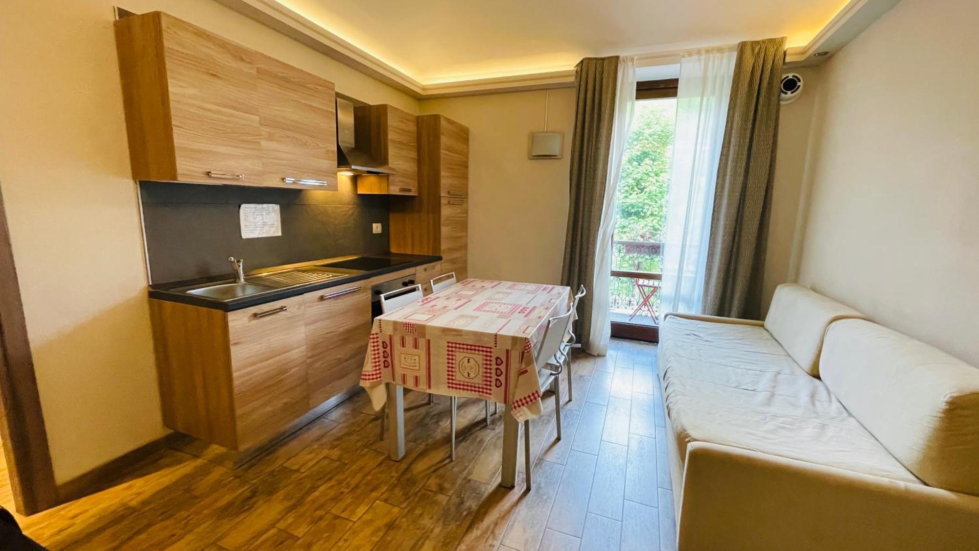 Tabor Aparthotel 3*